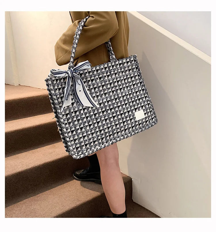 Luxe Women's Canvas Tote - RikisEvoque